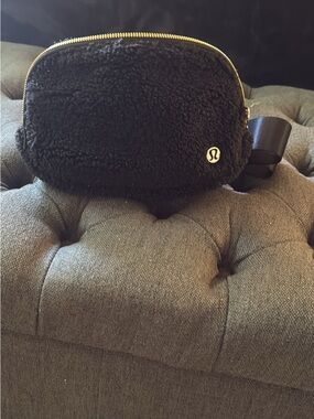 lululemon athletica Black Sherpa Waist Pouch with Gold Zipper